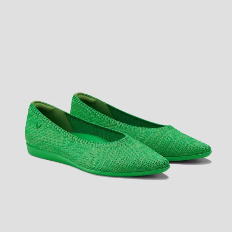 VIVAIA Walker | Aria Walker Lightweight Women Pointed Flats In |