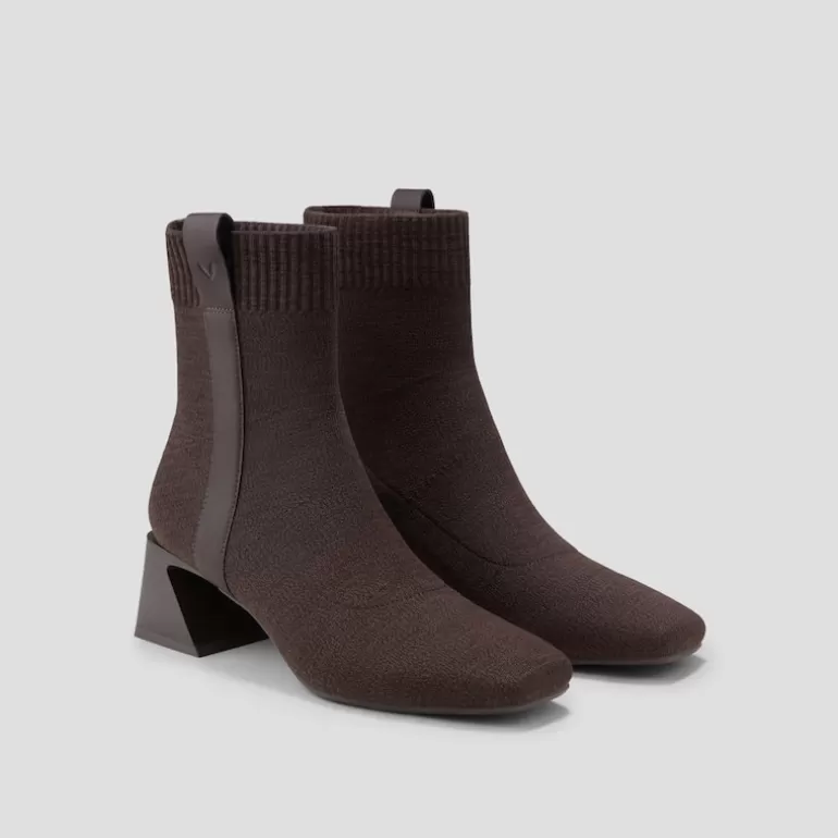 VIVAIA Rafaella | Rafaella Square-Toe Water Repellent Boots In |