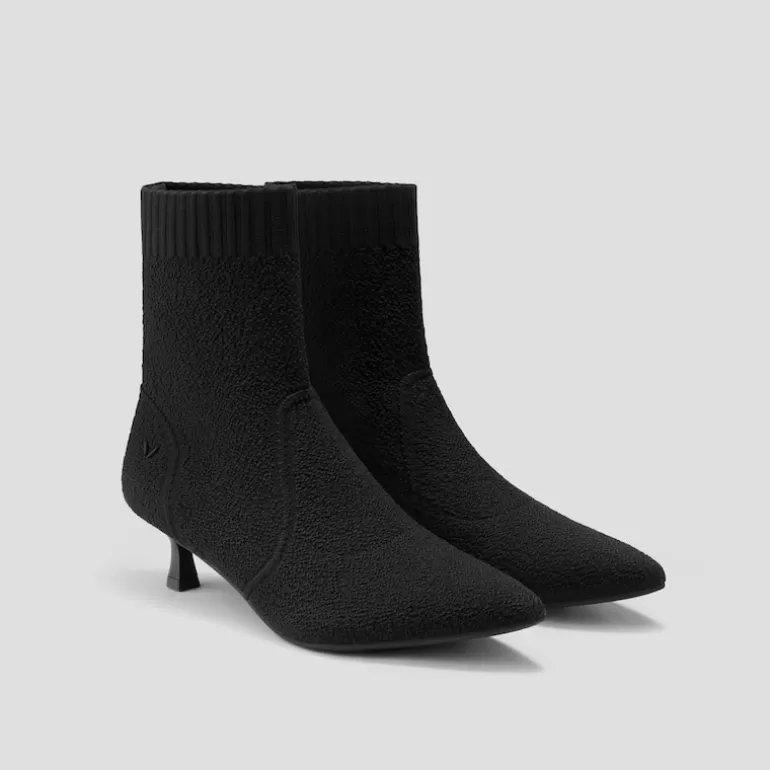 VIVAIA Sophia | Sophia Pointed-Toe Kitten Heel Ankle Boots In |