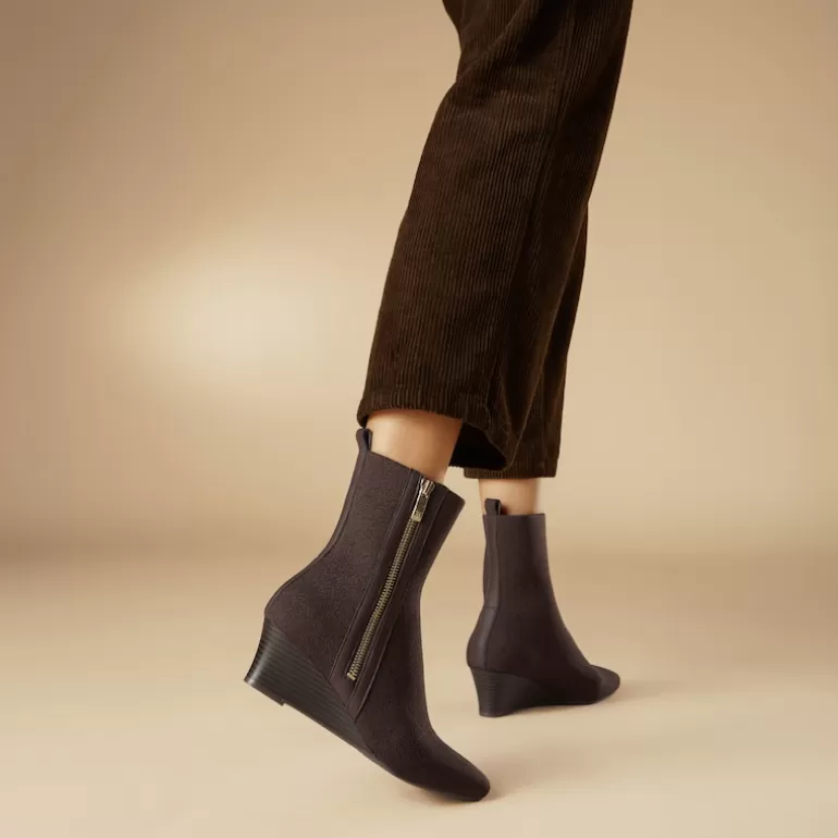 VIVAIA Micaela | Water Repellent Zipper Wedge Boots(Micaela), , EU40 |